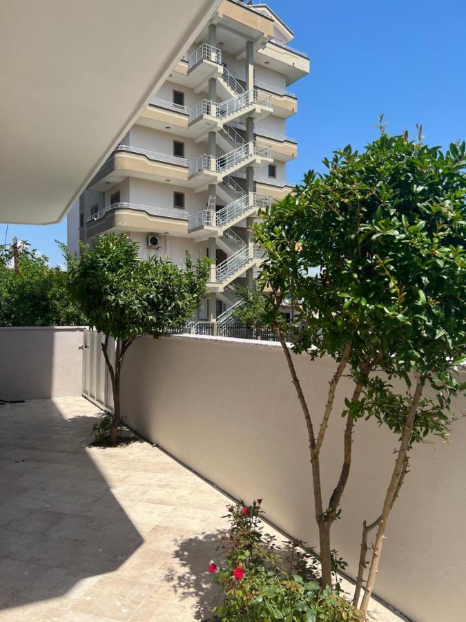 Guest House Sala Durrës Exterior foto